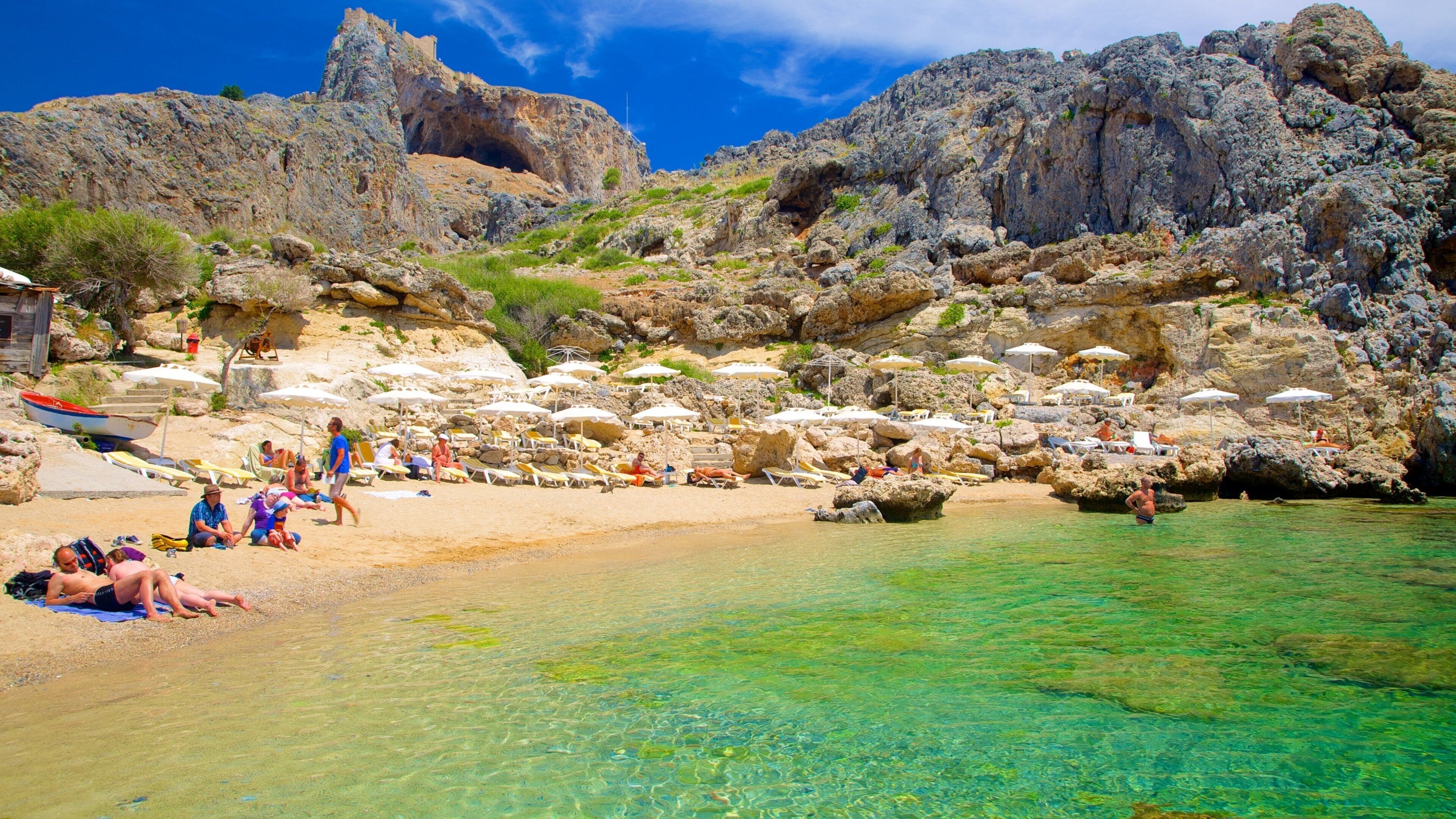 Ilha de Rodes que inclui uma praia