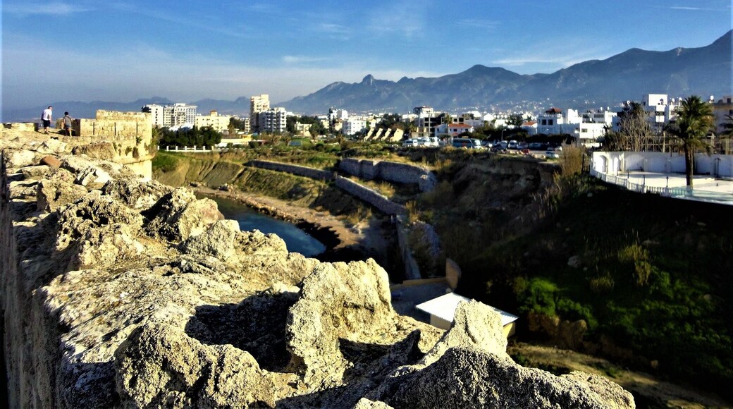 The view from all ways around at #Kyrenia #Castle in #Cyprus is amazing. You have the #Mountains one side and the #Sea on the other
#Mediterranean
#Blue
#lifeatexpedia
#green
#GoldenHour