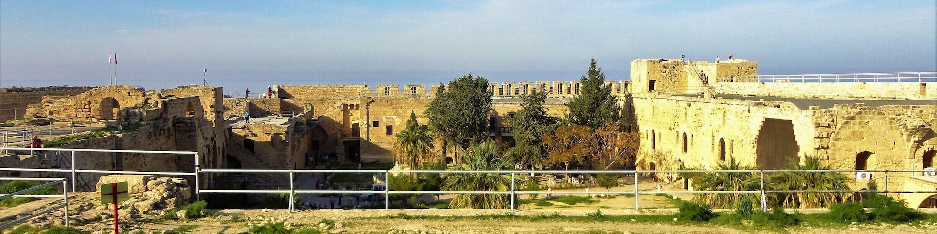 Breathtakingview from #KyreniaCastle over the #Harbour #Cyprus #Mediterranean
#lifeatexpedia
#Green
#Troveon
#Blue
#GoldenHour
#StunningStructure
#Architecture