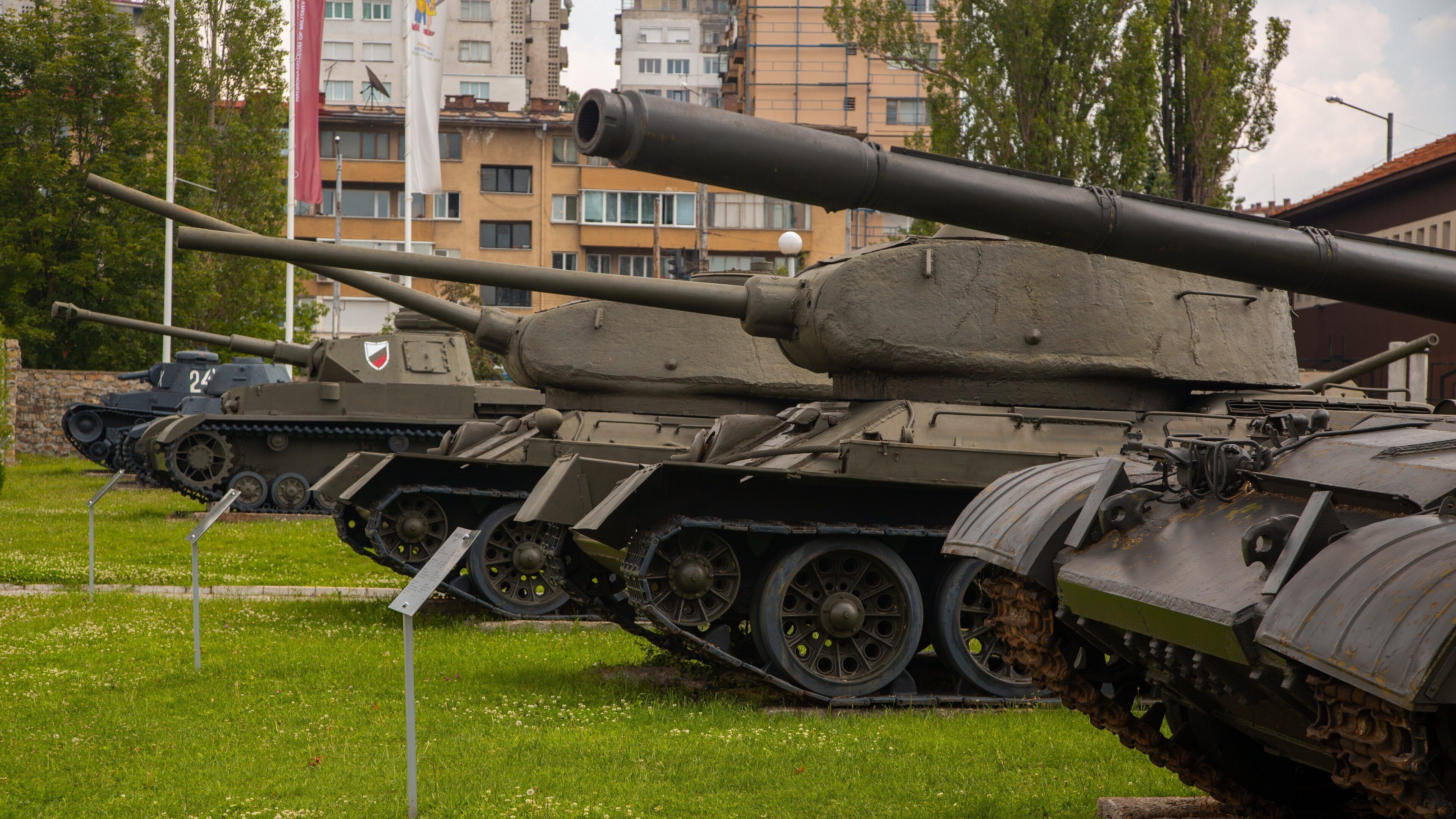 National Museum of Military History showing military items