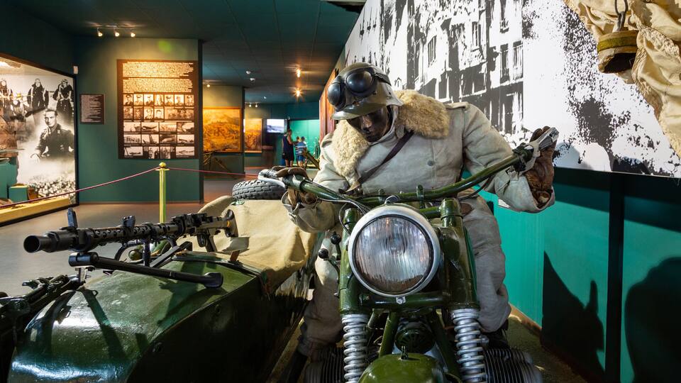 National Museum of Military History featuring interior views