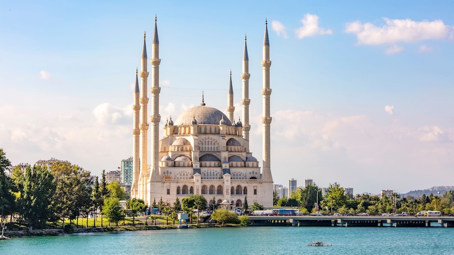 Masjid Pusat Adana
