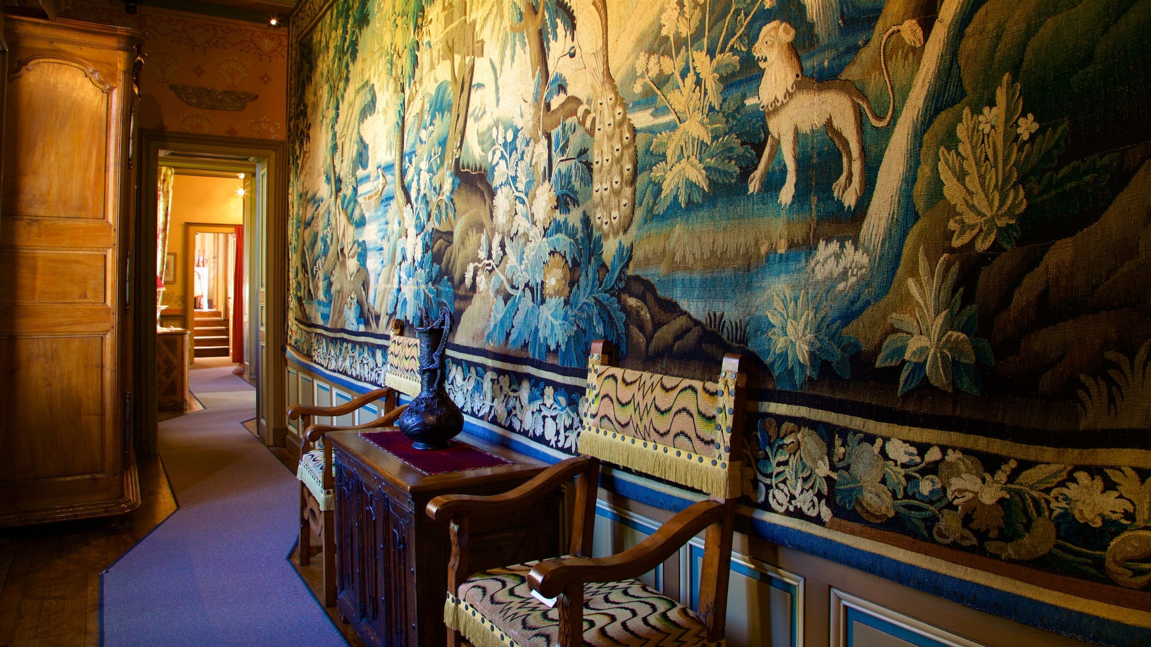 Maison Mantin som viser kulturarvsgenstande, interiør og kunst