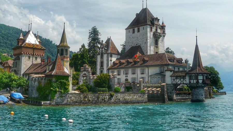 Beautiful Oberhofen Castle in Oberhofen,Switzerland
