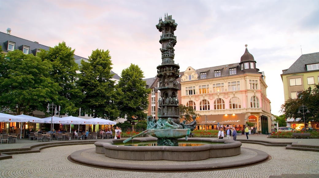 Altstadt showing a fountain and heritage elements