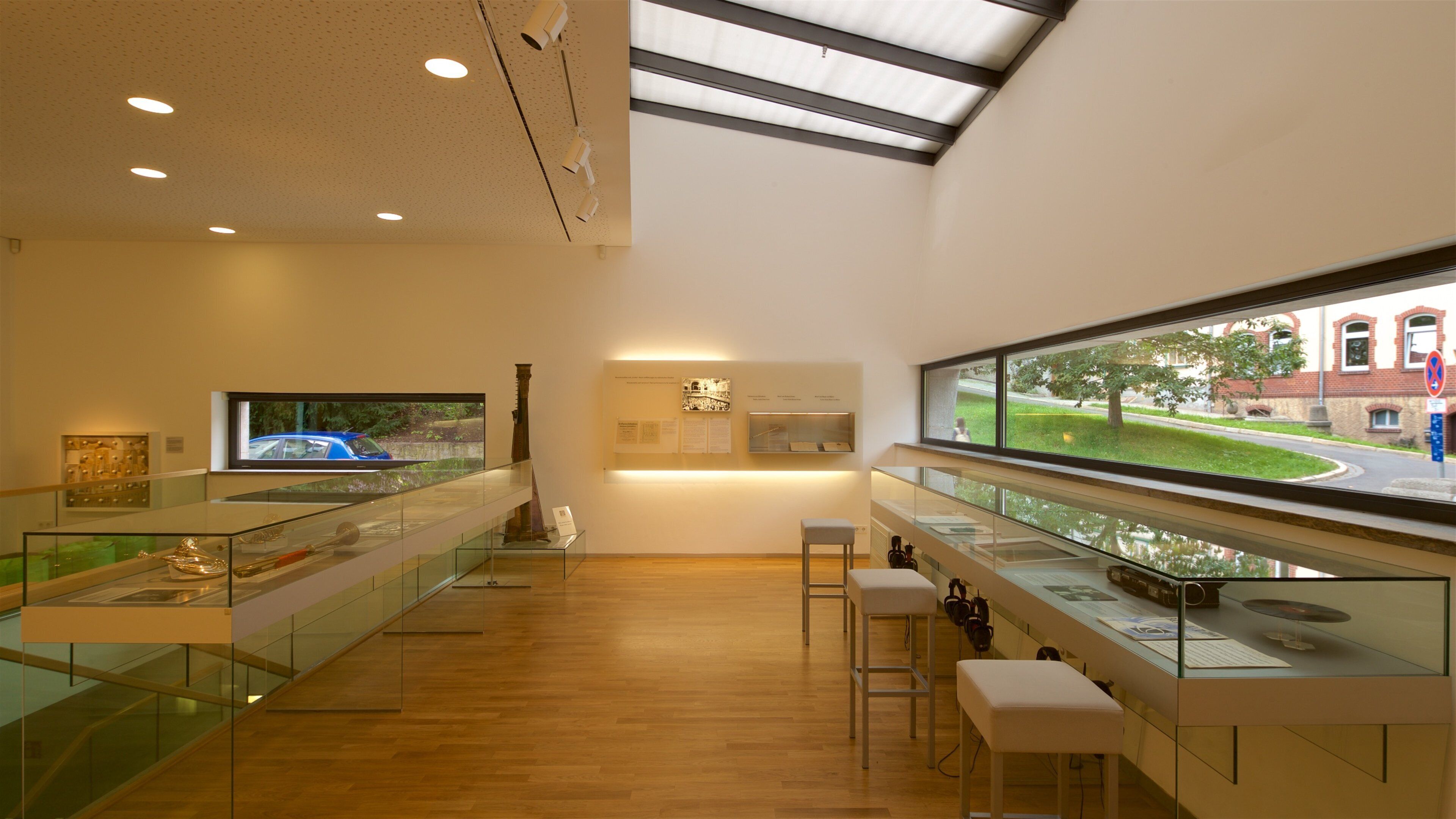 Bachhaus which includes interior views