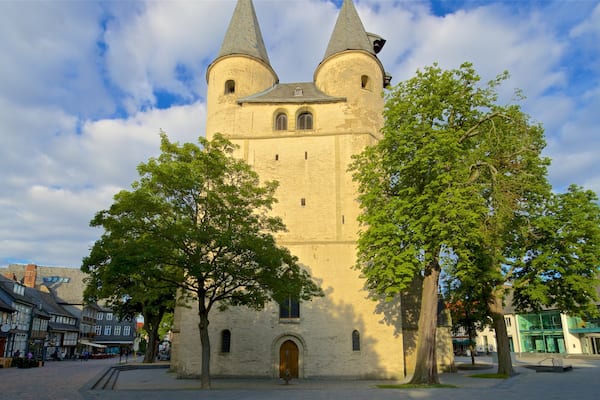 Jakobikirche montrant église ou cathédrale et patrimoine architectural