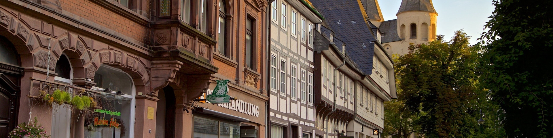 Jakobikirche featuring heritage elements and a city