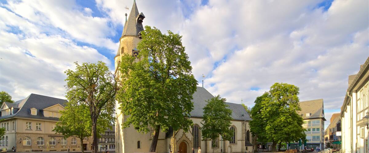 Jakobikirche showing heritage architecture, a square or plaza and a church or cathedral