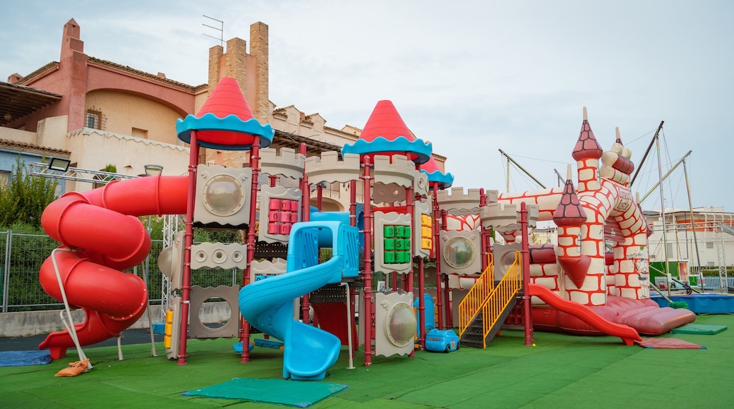 Gommapiuma Parco Giochi Per Bambini featuring a playground