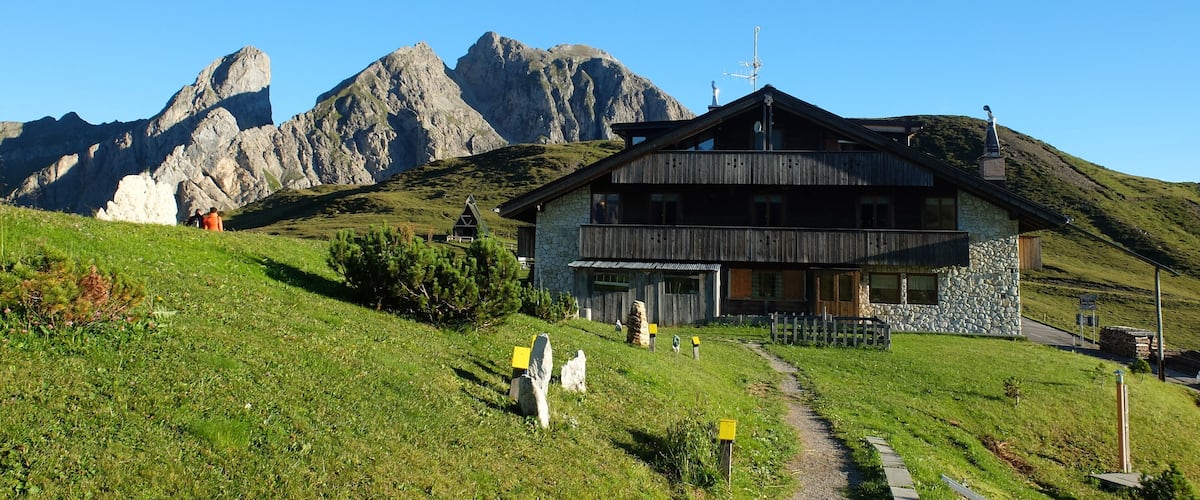 Giau Pass