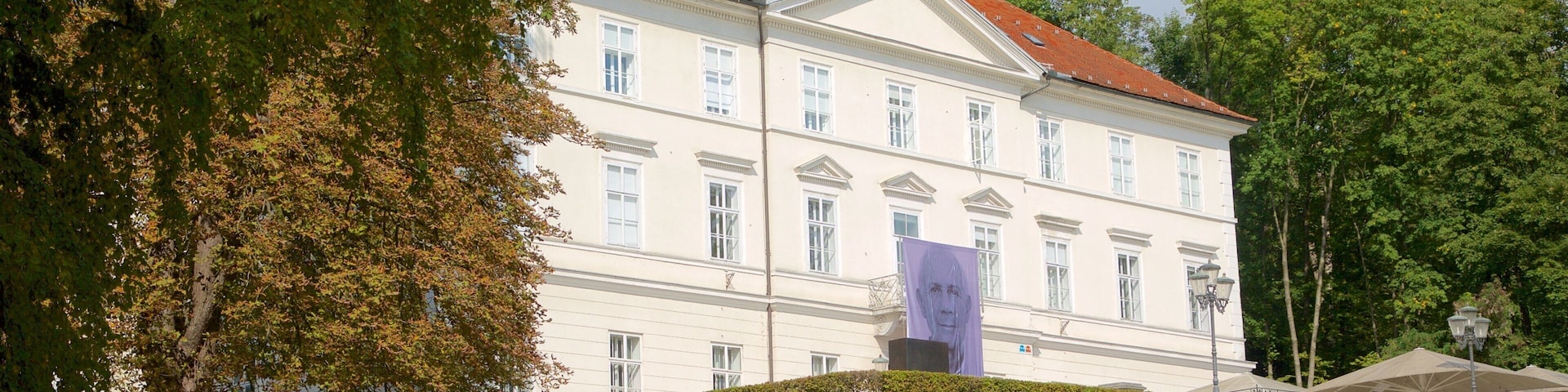 Liubliana que inclui um jardim