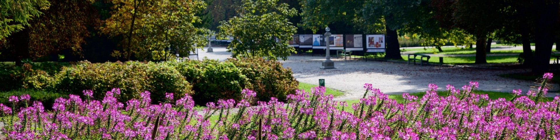 盧布爾雅那 设有 花園 和 花卉