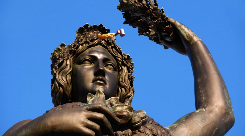 Statue of Bavaria showing a statue or sculpture