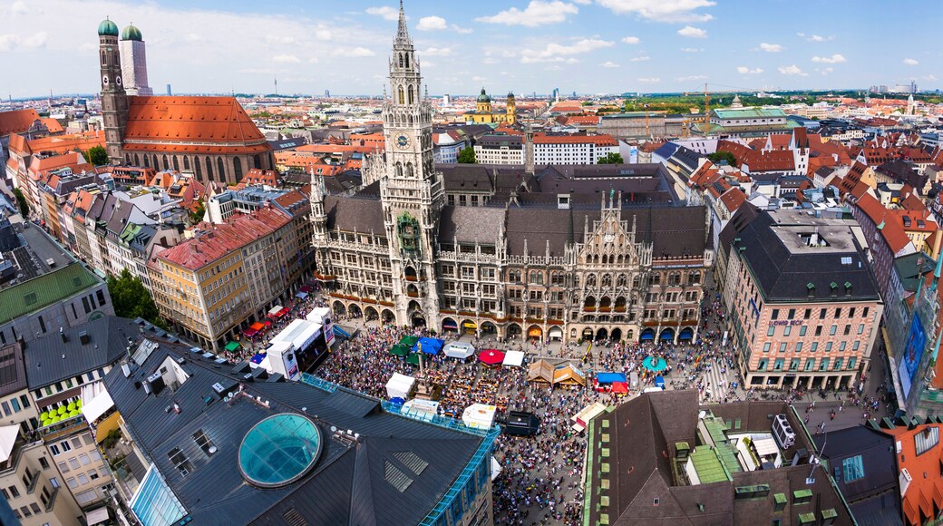 Aerial view of Munchen: Marienplatz, New Town Hall and Frauenkir