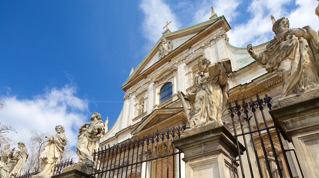 Krakow which includes heritage elements and a church or cathedral