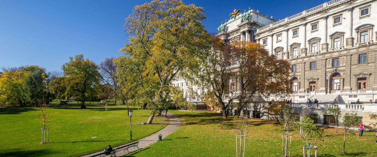 Burggarten featuring heritage architecture and a park