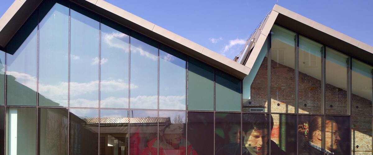 Krakow featuring art and modern architecture