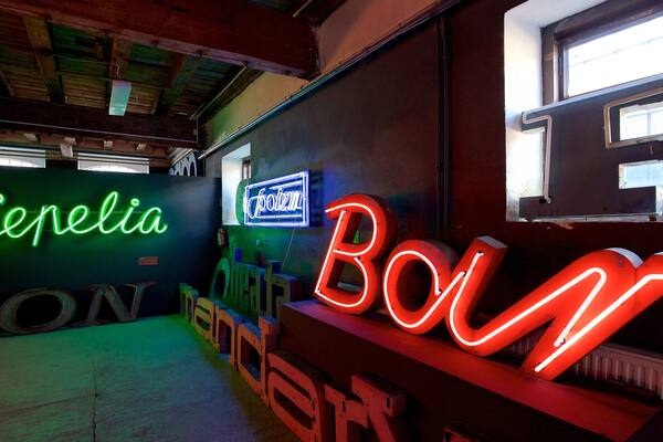 Neon Muzeum showing interior views and art