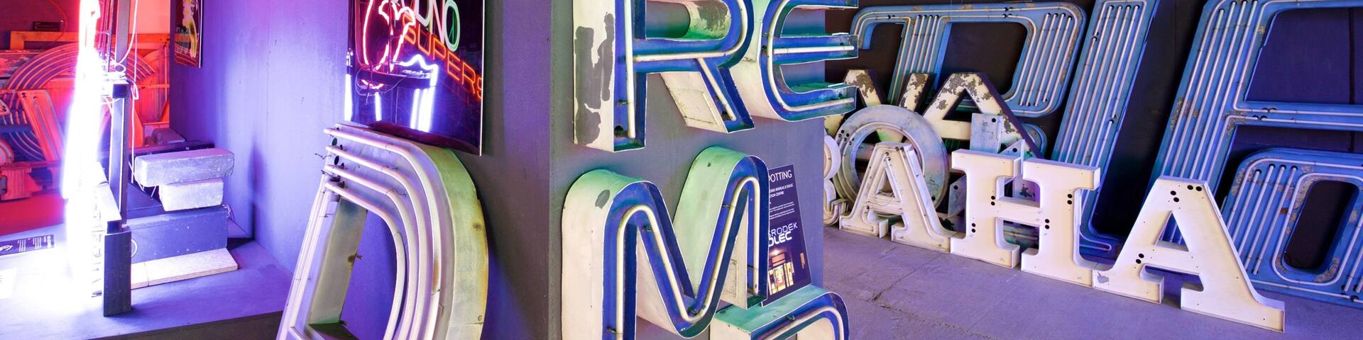 Warsaw which includes art