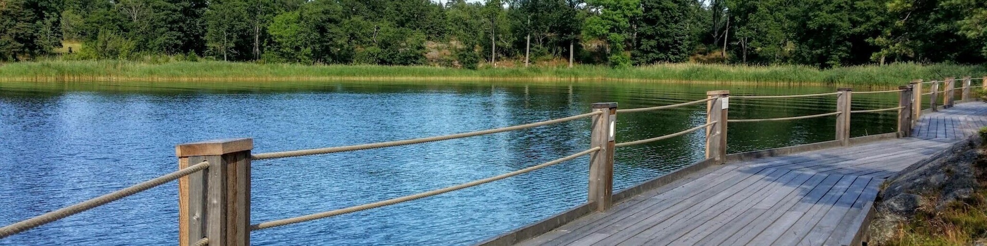 21 July 15:32
Within 30 minutes from Stockholm City you reach this beautiful place where you can enjoy a typical archipelago environment together with first class Swedish sea food buffet.
The building and the surrounding landscape was designed by the late architect Johan Nyrén. 
The building covers an area of approximately 10.000 square meters and includes 3.000 square meters of art galleries and has 22 acres of surrounding natural scenery.
The art hall is founded on a donation by Björn Jakobson, founder and owner of the baby product company Babybjörn