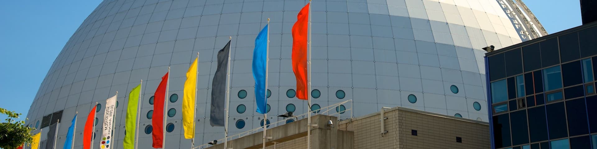 Stockholm which includes an observatory and modern architecture