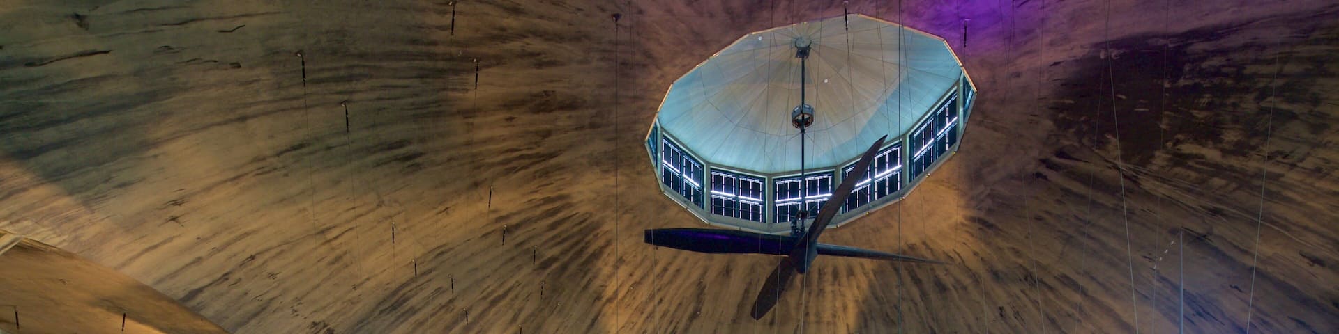 Tallinn mettant en vedette vues intérieures