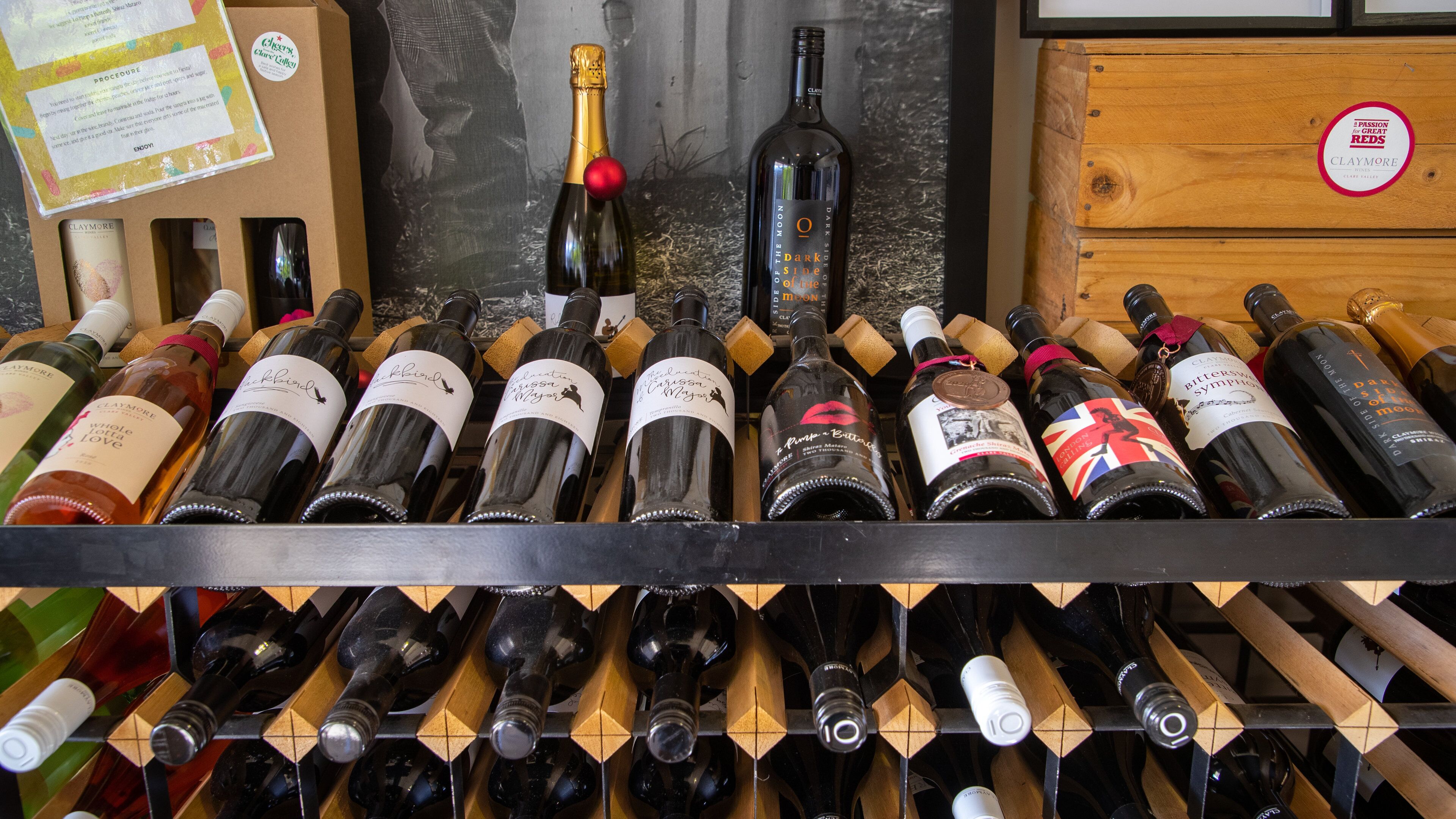 Claymore Wines which includes drinks or beverages