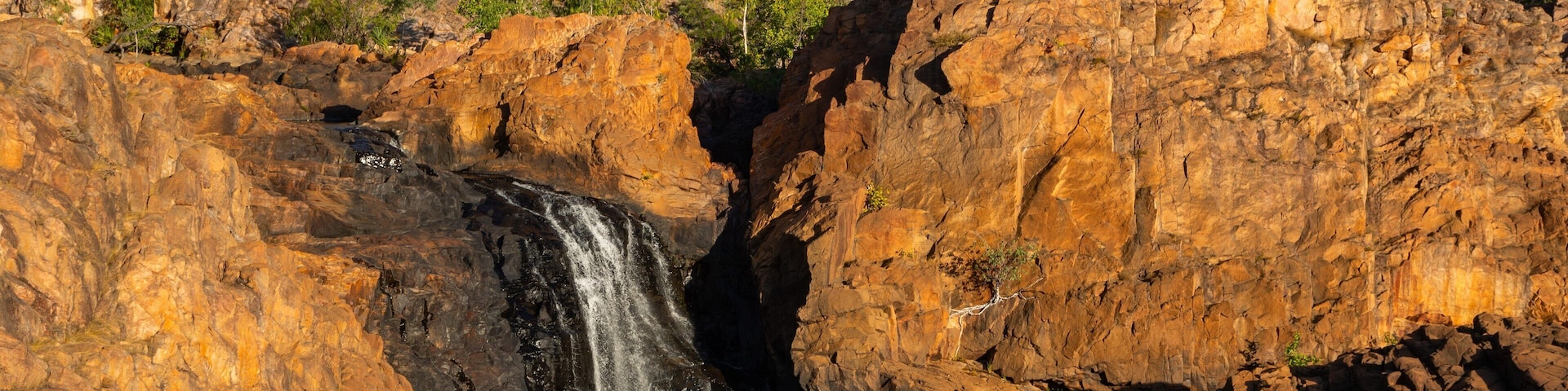 Edith Falls showing a cascade, a lake or waterhole and a gorge or canyon