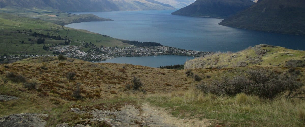 Hike the 900 meters above Queenstown for spectacular views of the town and surrounding areas. I found Queenstown Hill to be steep in some sections, but it is very rewarding at the top! #NewZealand #Queenstown