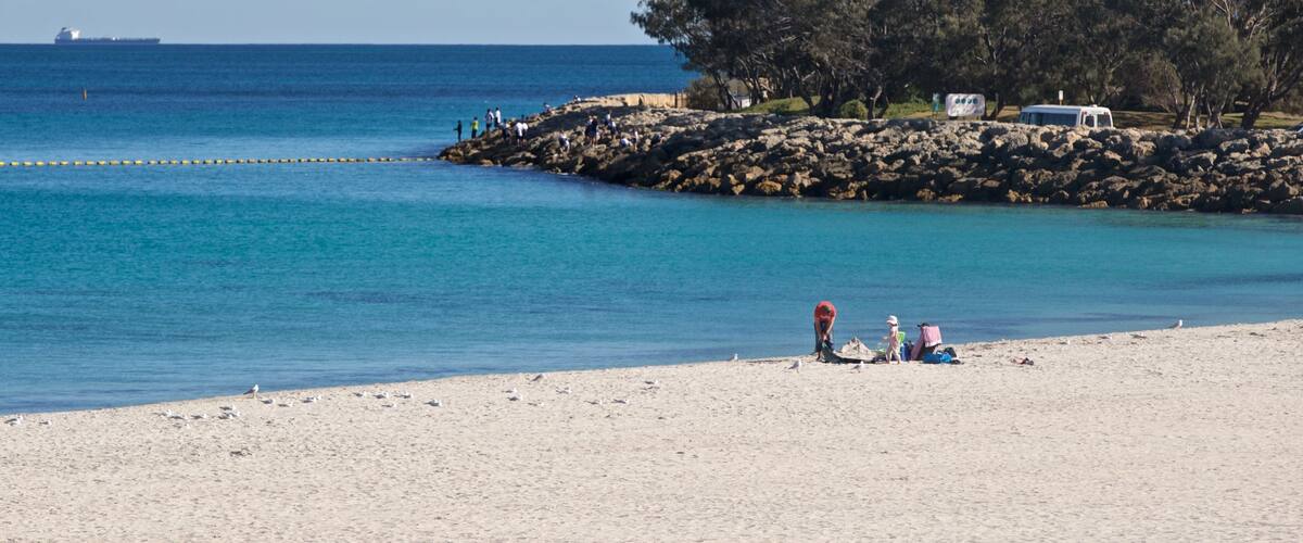 Sorrento Beach which includes a beach and general coastal views