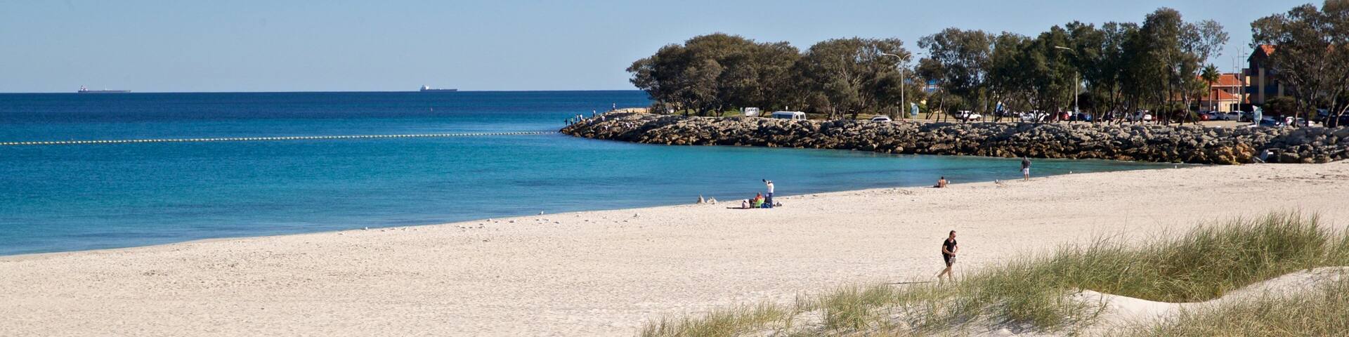 Sorrento Beach which includes a beach and general coastal views