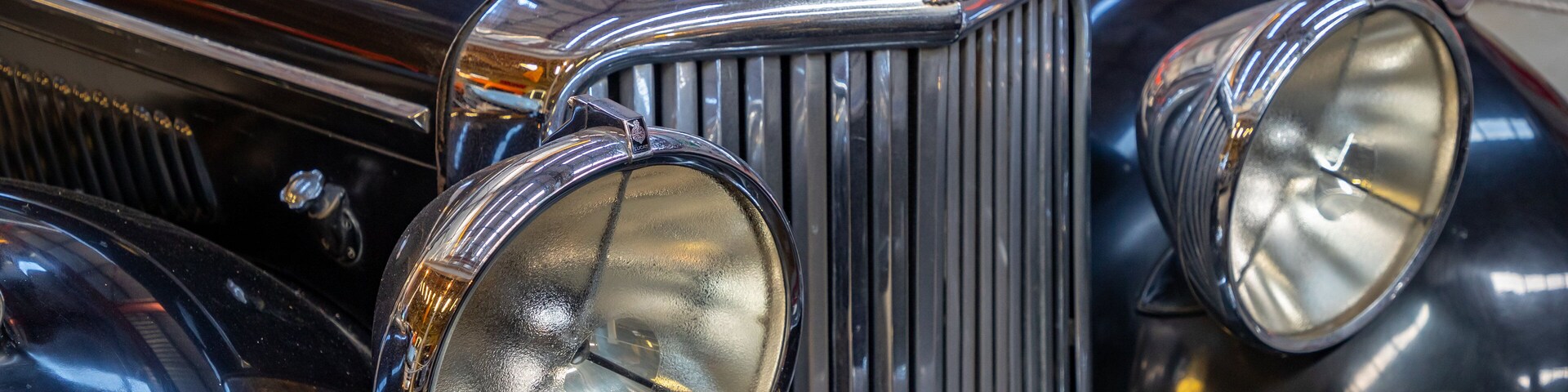 Goolwa Motor Museum featuring heritage elements