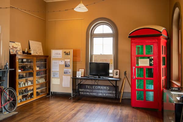 Beechworth Telegraph Station which includes interior views