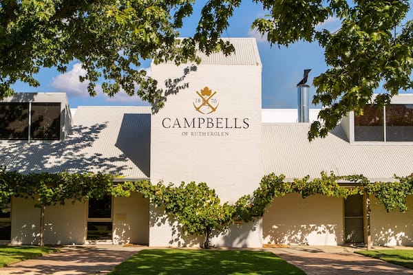 Campbells Winery which includes signage