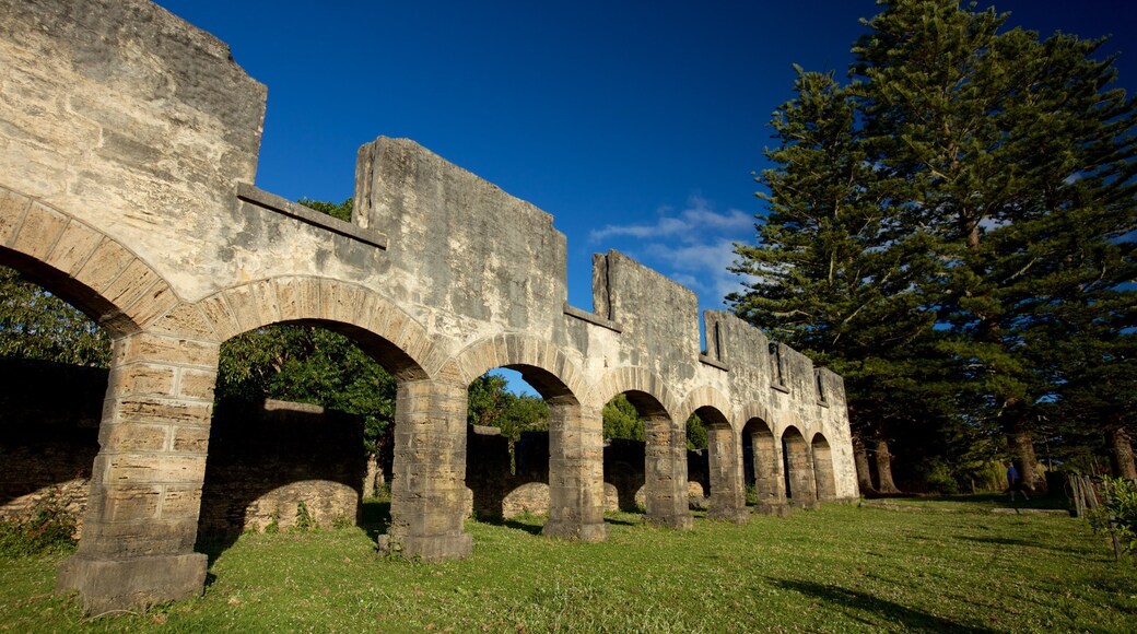 The Arches フィーチャー 遺跡・遺産 と 崩れた建物