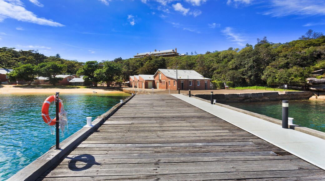 N HEad Q Station Pier Beach
