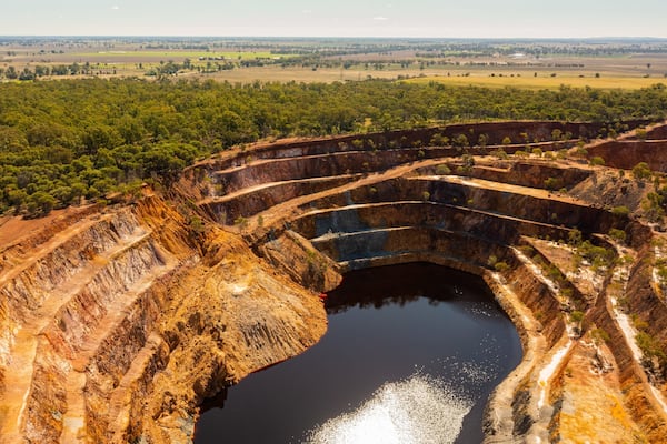 Peak Hill Open Cut Experience showing tranquil scenes, landscape views and a lake or waterhole