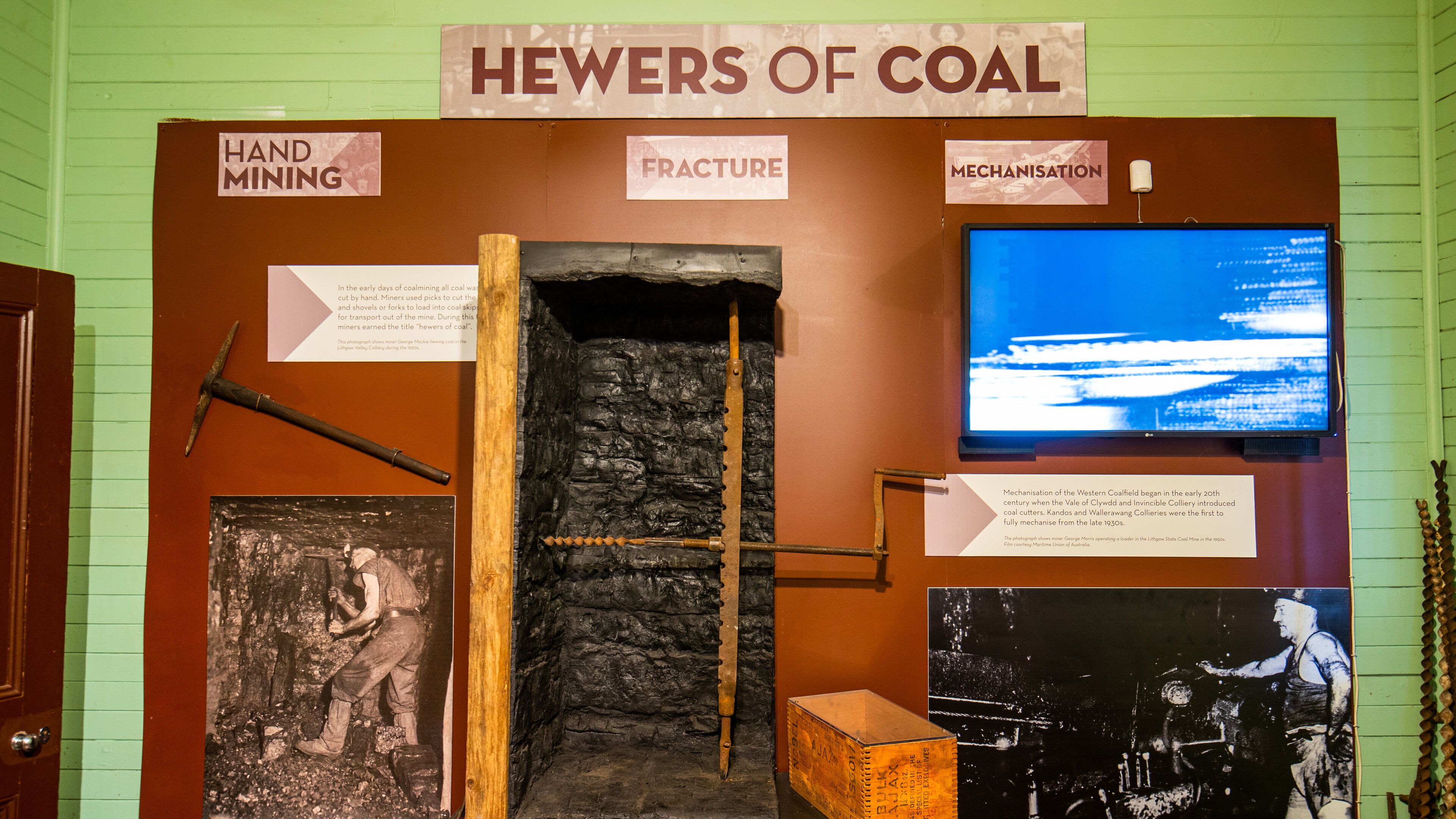 State Mine Heritage Park and Railway featuring signage