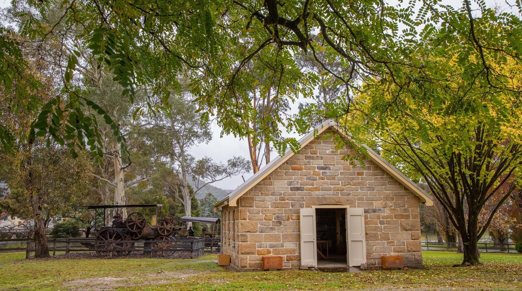 Eskbank House and Museum featuring farmland