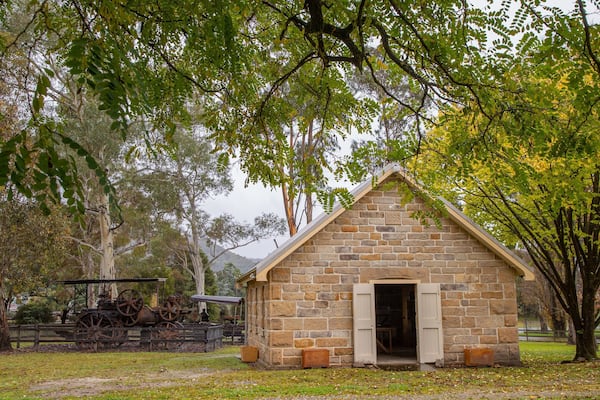 Eskbank House and Museum featuring farmland