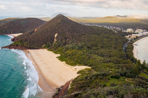 Tomaree Head featuring tranquil scenes, mountains and general coastal views