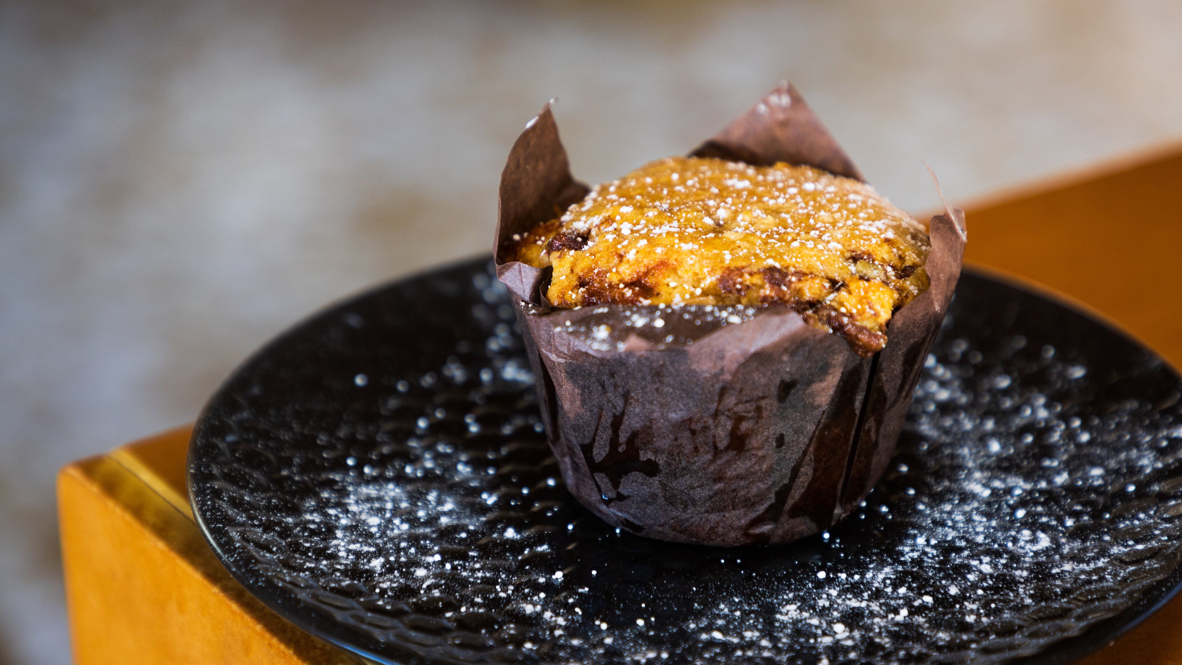 The Honey Place which includes cafe scenes and food