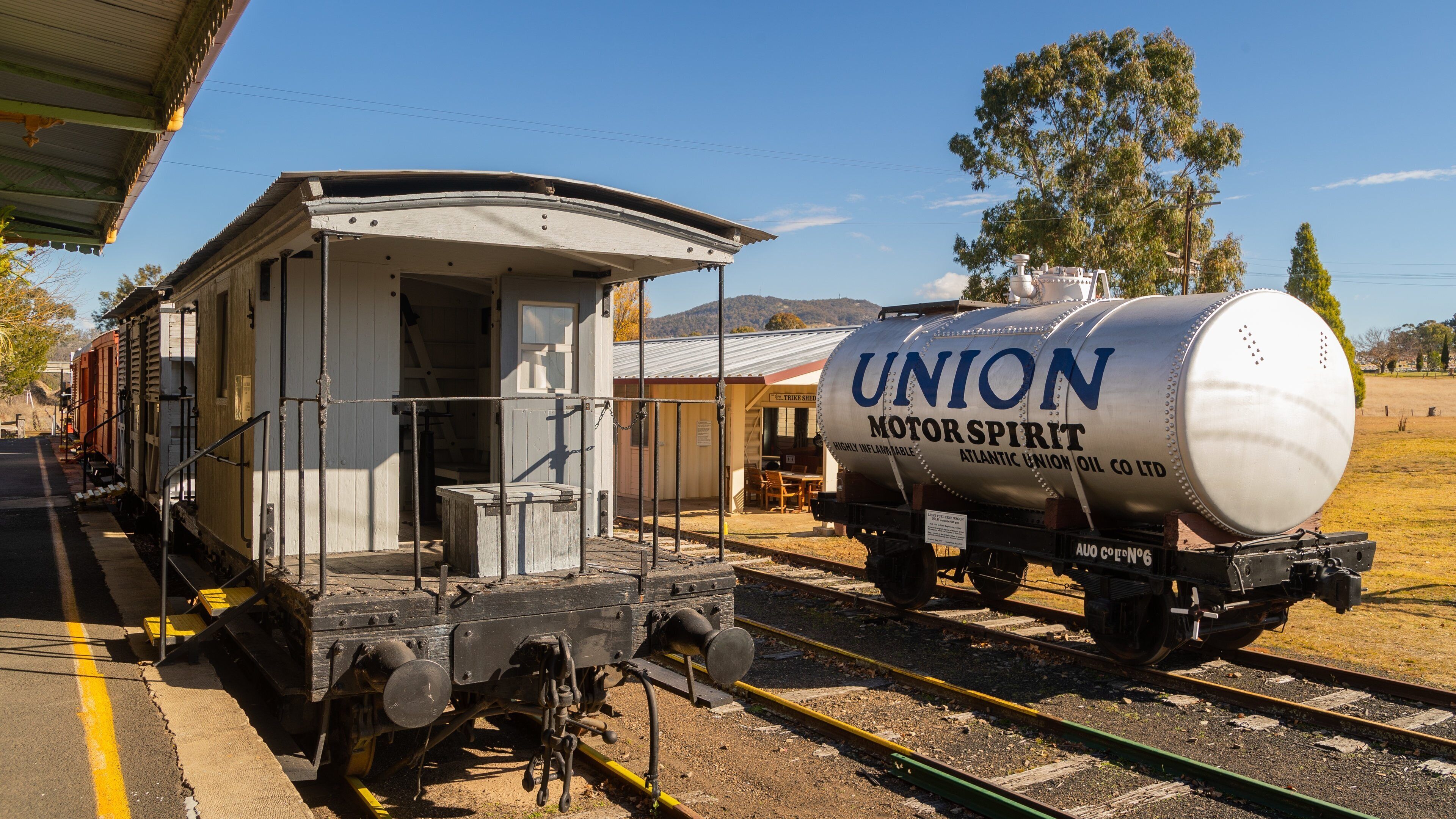 Tenterfield Railway Museum which includes signage, heritage elements and railway items