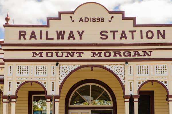 Mount Morgan Railway Museum which includes heritage elements and signage