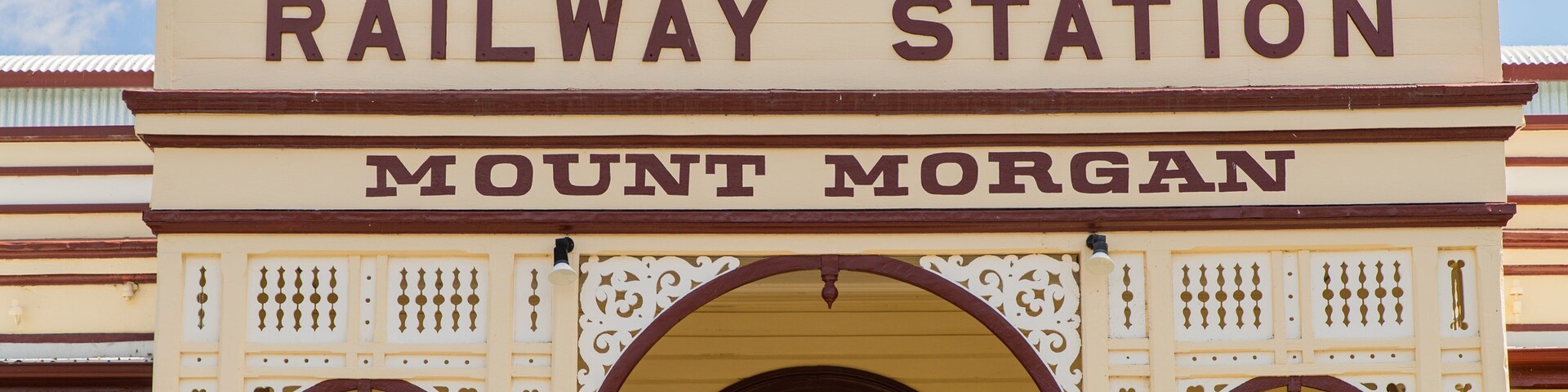 Mount Morgan Railway Museum which includes heritage elements and signage