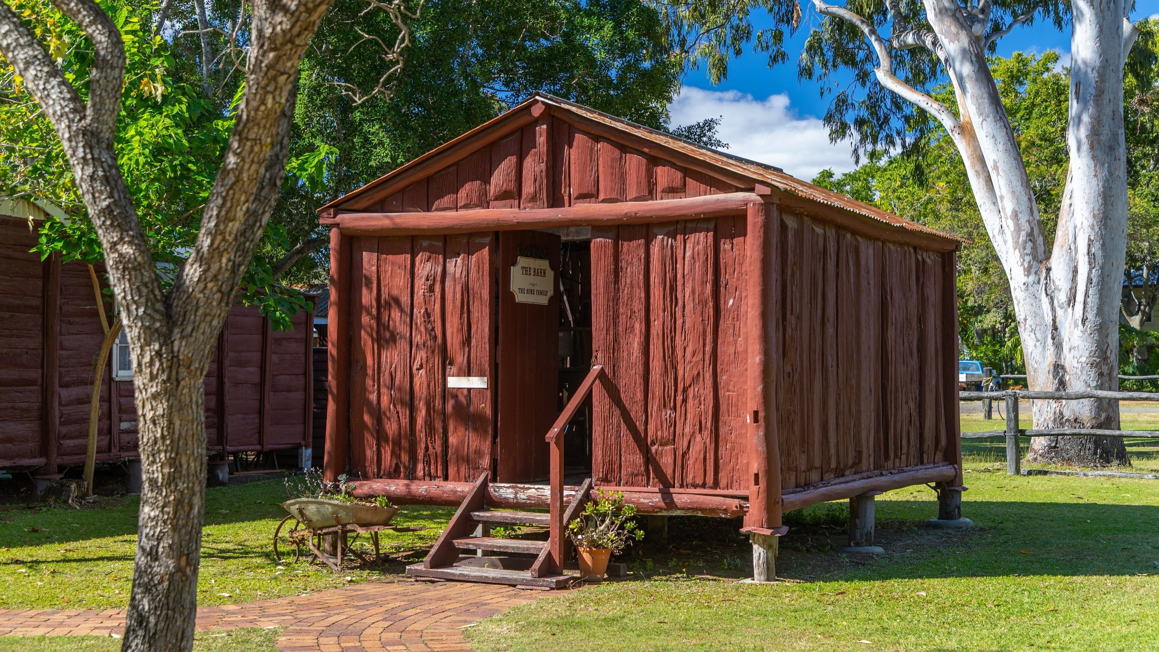 Rockhampton Heritage Village showing heritage elements