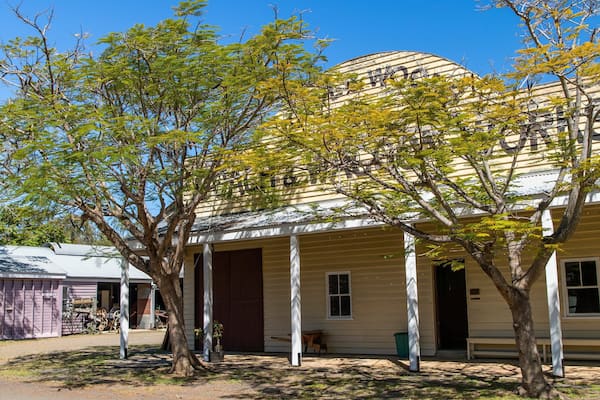 Rockhampton Heritage Village featuring a small town or village