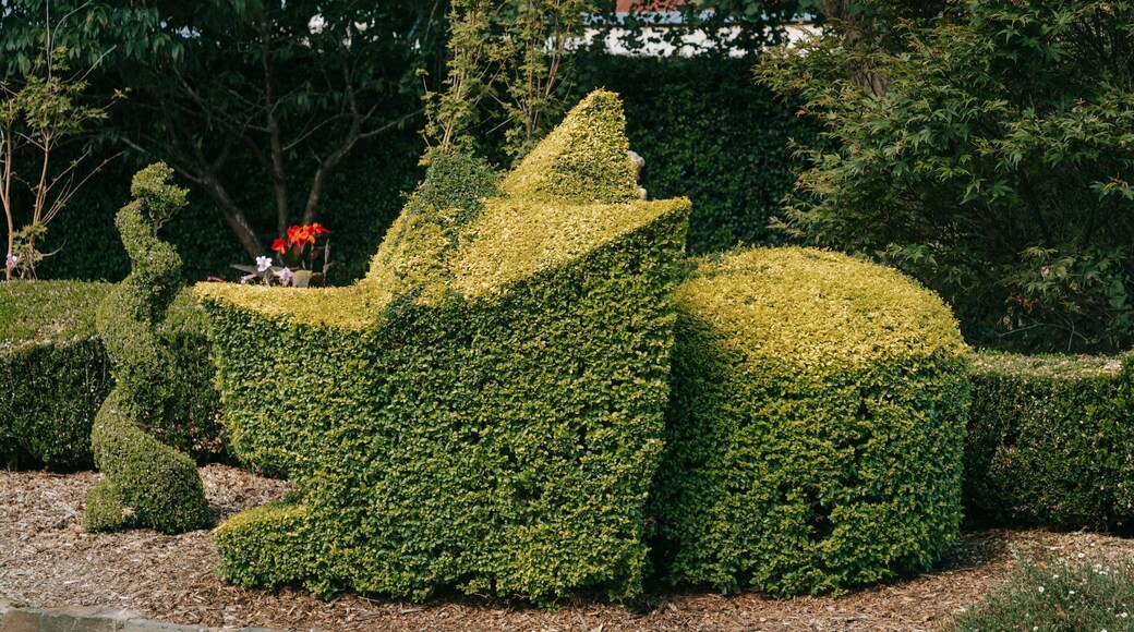 Laurel Bank Park which includes a park