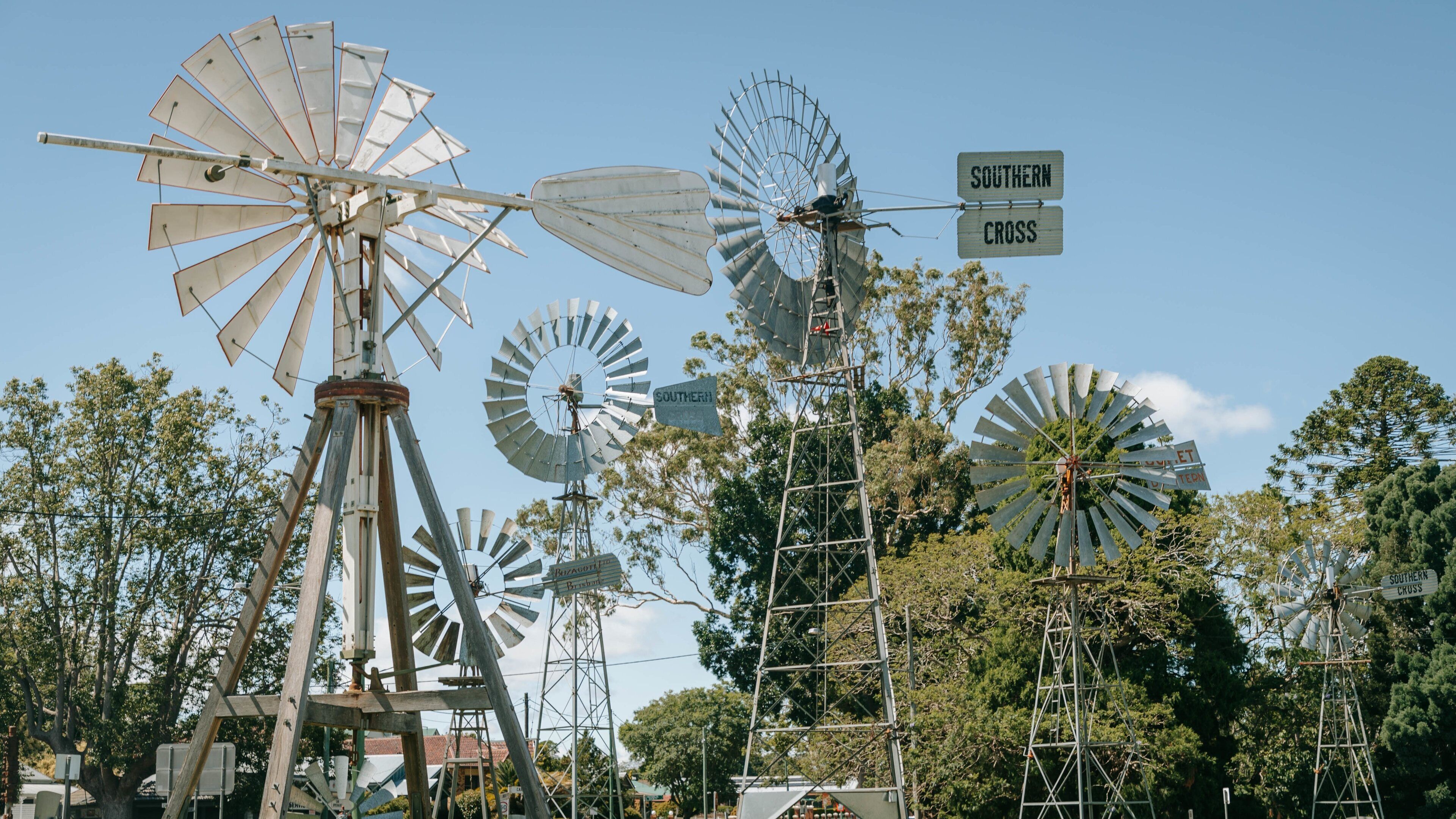 Cobb & Co Museum showing farmland